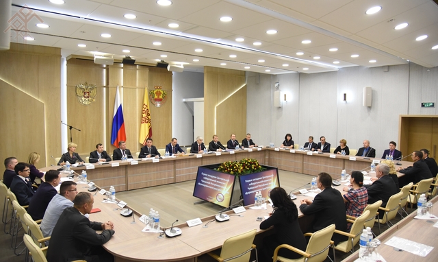 Тӗп суйлав комиссийӗн ларӑвӗнче