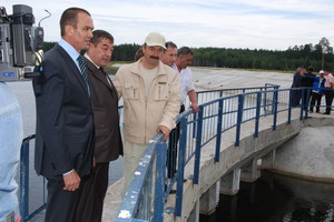 Президент пӗвене тӑвас ӗҫпе паллашать