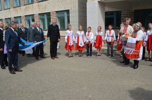 Хӑнасене кӗтсе илни