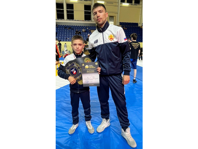 "Контактри" сӑн