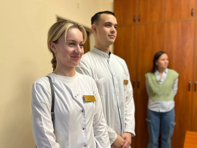 "Контактри" сӑн