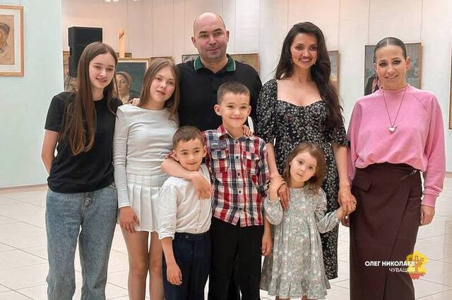 «Контактри» сӑн