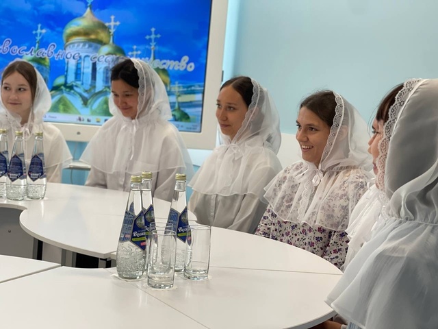 «Контактри» сӑн