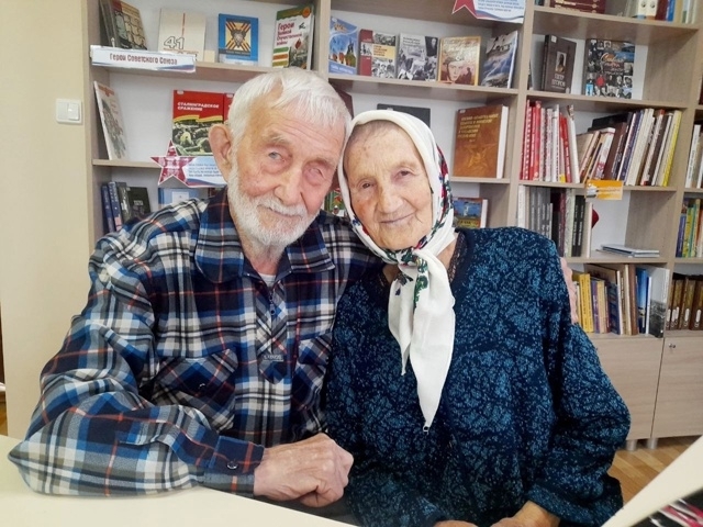 "Контактри" сӑн