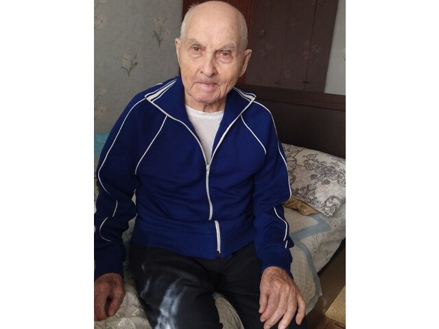 cheb-centr.soc.cap.ru сӑнӳкерчӗкӗ Вместе они воспитали дочь, а сейчас радуются успехам внука и правнуков.