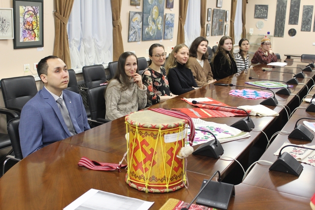 «Контактри» сӑн