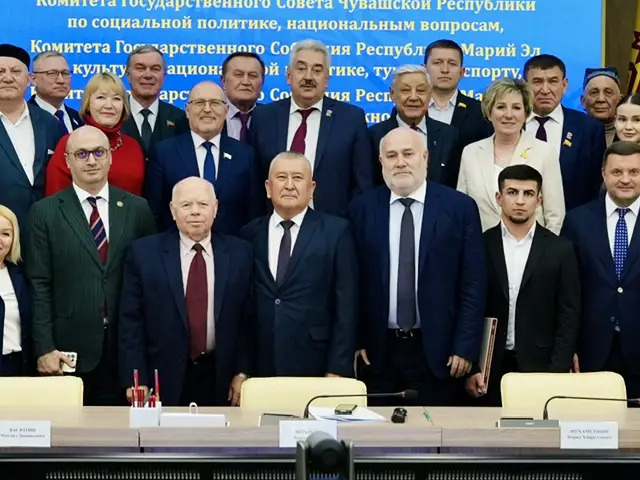 Василий Кузьмин сӑнӳкерчӗкӗ