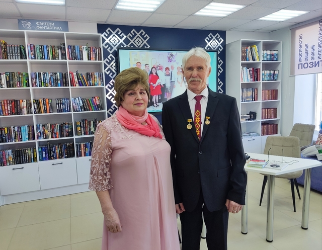 Зинаида Михайлова Контактри хӑйӗн страницине вырнаҫтарнӑ сӑнӳкерчӗк