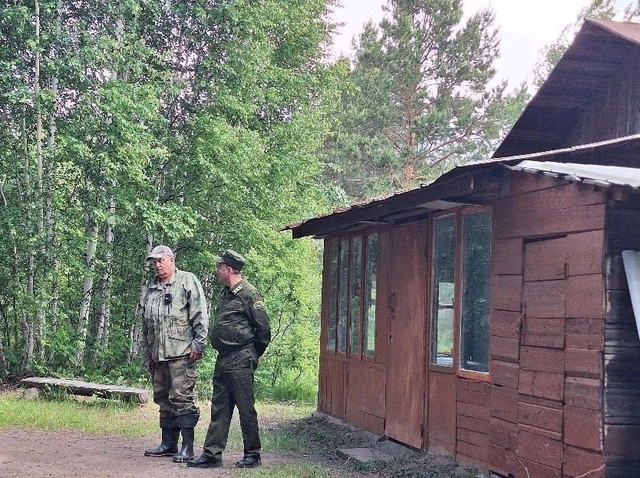  Эмир Бедертдинов министр страницинчен илнӗ сӑнӳкерчӗк