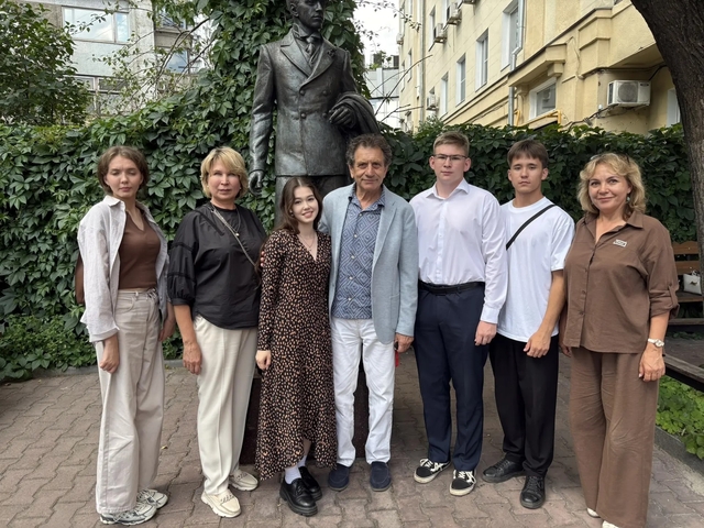 Чӑваш академи драма театрӗн сӑнӳкерчӗкӗ